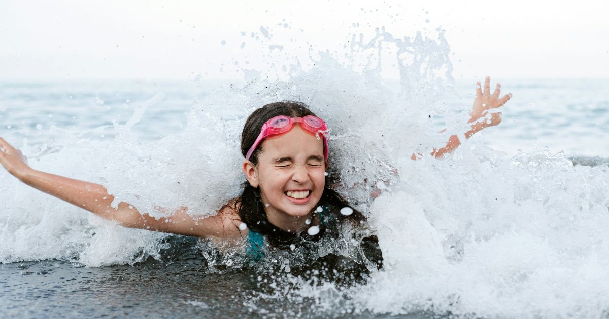 Teen Swimming Lessons in Toronto: A Beginner’s Guide for Older Kids